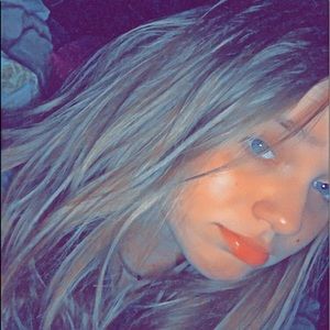 Meet your Posher, Allie